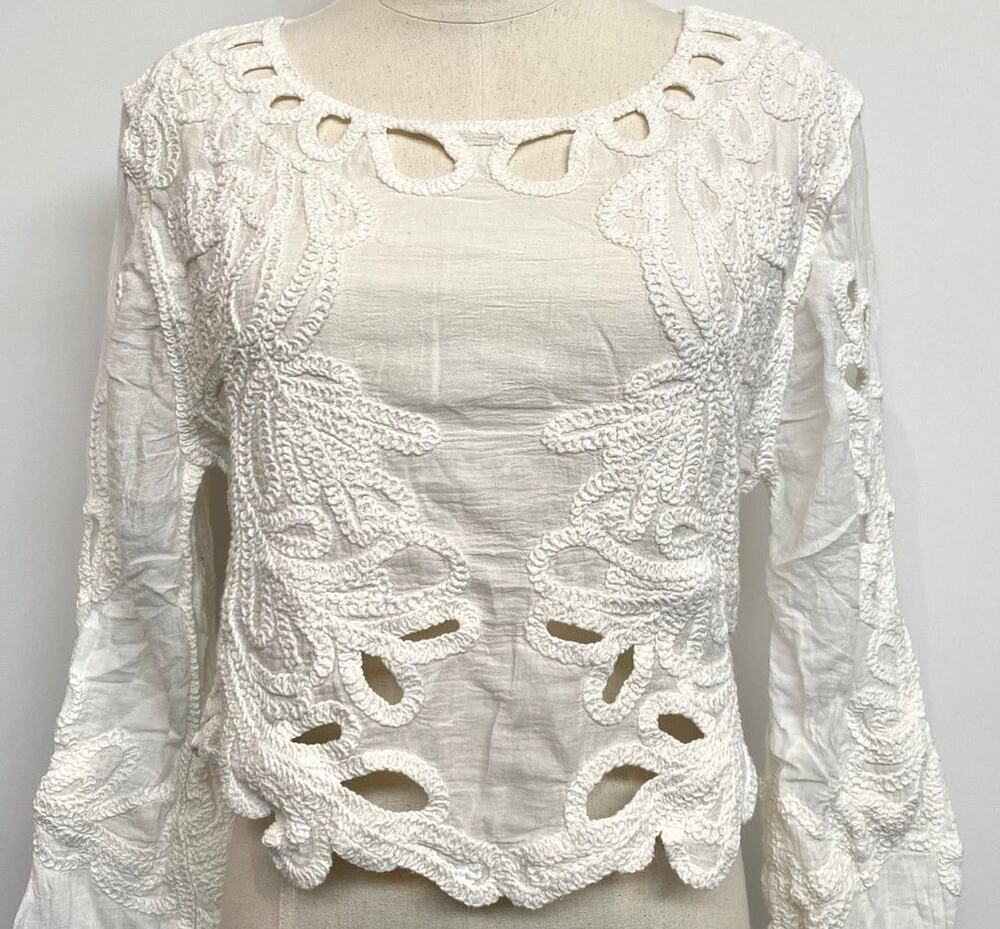 jianah Ivory cut decor longsleeve XL